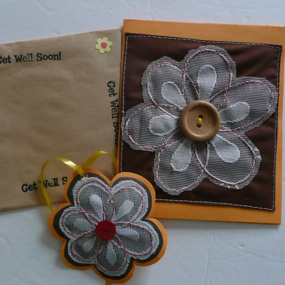 Handmade Greeting  Card All Occasion Blank Card Flower + Gift Tag - Picture 1 of 4